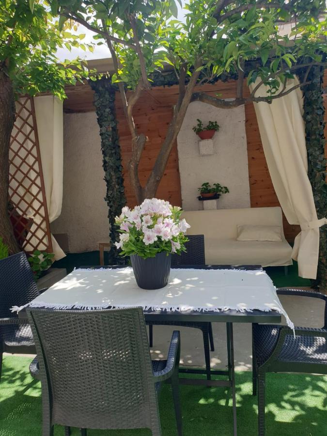 Casa Vacanze Con Giardino E Area Barbecue Martis المظهر الخارجي الصورة